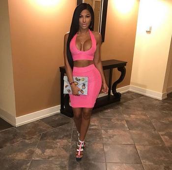 , 25  female escort, Barrie